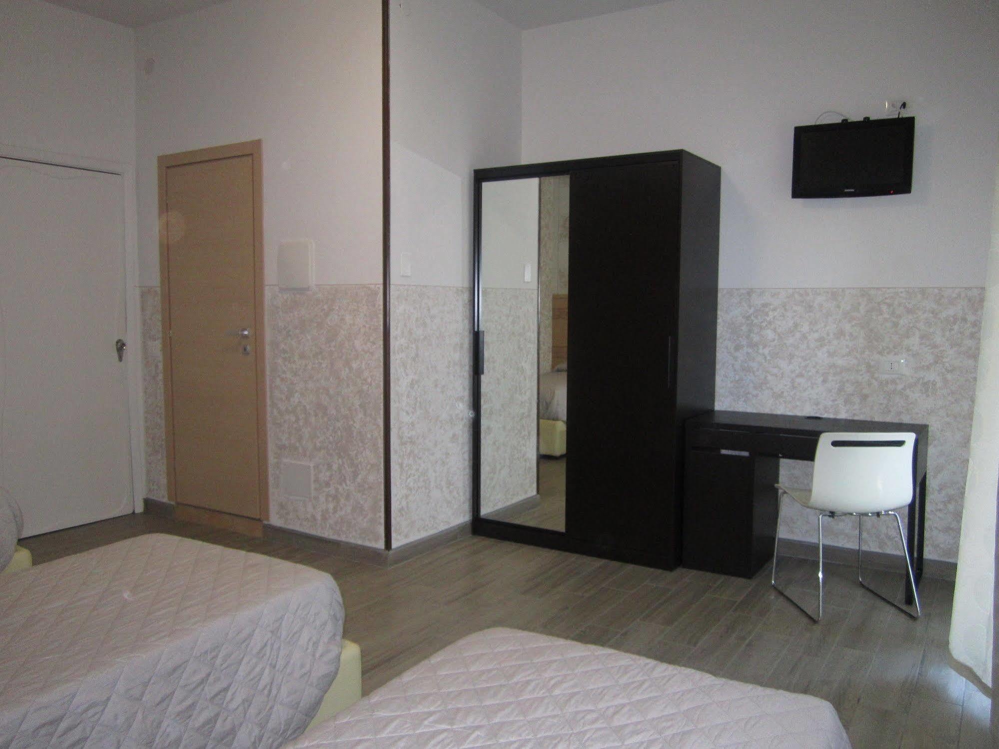 Hotel Marchina Brescia Exterior photo